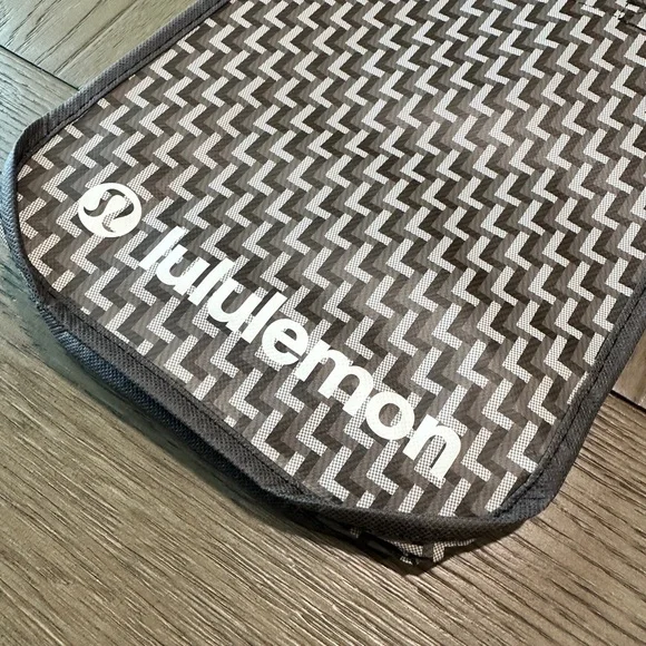 NWT! Lululemon Reusable Tote Bag - Picture 2 of 6
